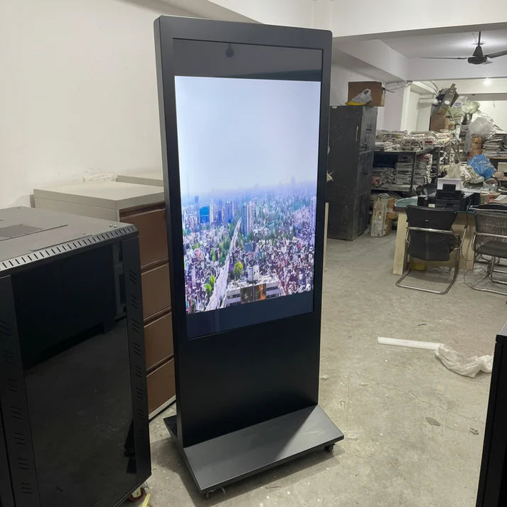 Floor Standing Digital Advertising Display Screen | LED Digital Signage Standee